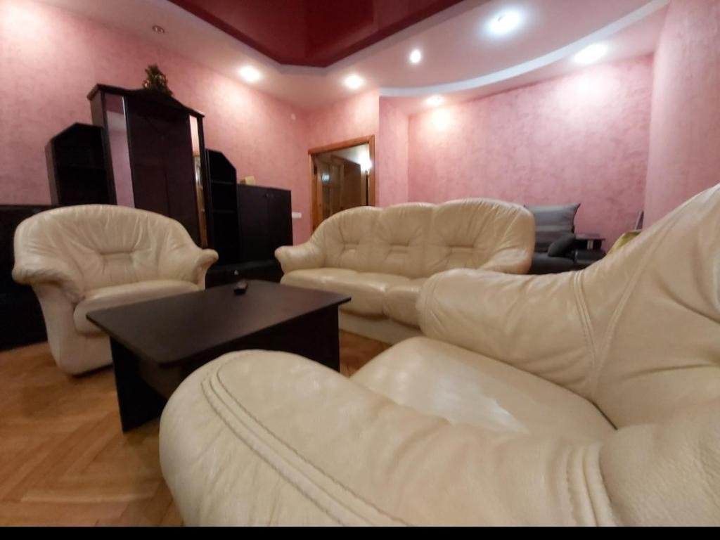 Минск: Apartment on Internatsionalnaya 13