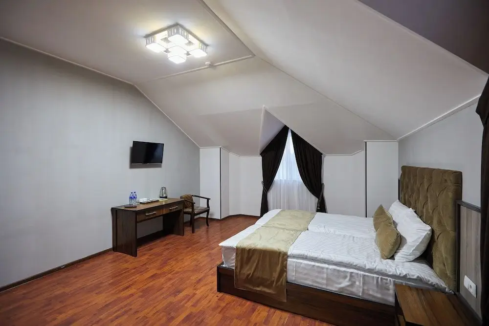 Ташкент: Art Elite Hotel