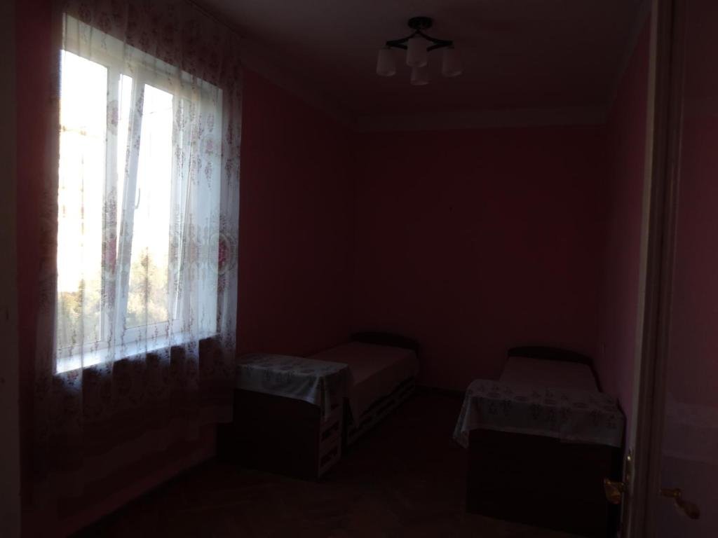 Тбилиси: 2 bedroom apartment in Saburtalo near Delisi Subway