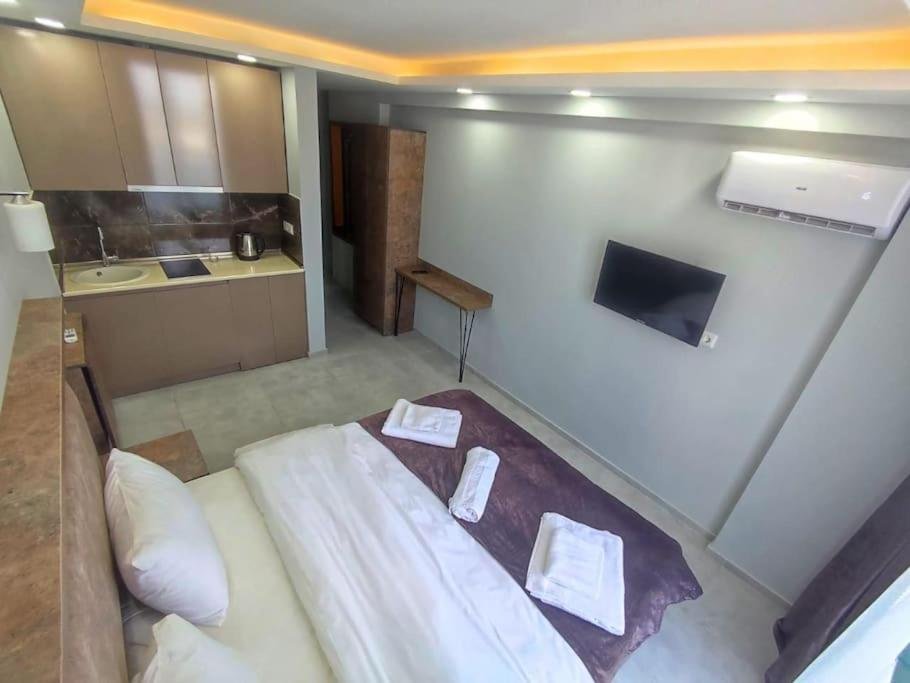 Батуми: Leo Group Apartment 13 277B Sunrise Batumi