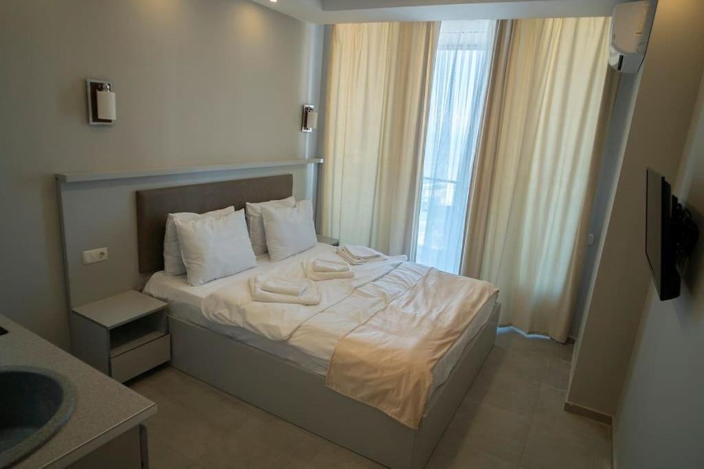 Батуми: Leo Group Apartment 10 200A Sunrise Batumi