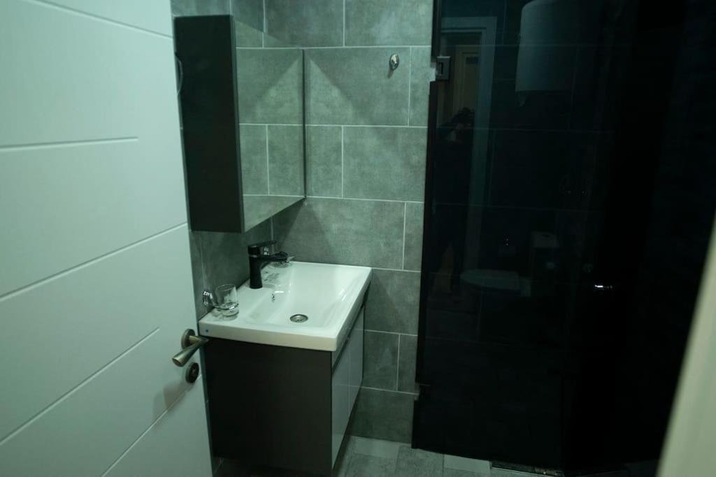 Батуми: Leo Group Apartment 14 306B Sunrise Batumi