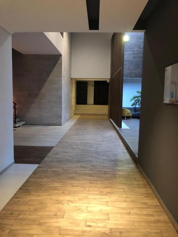 Тбилиси: Apartment in axis palace 1
