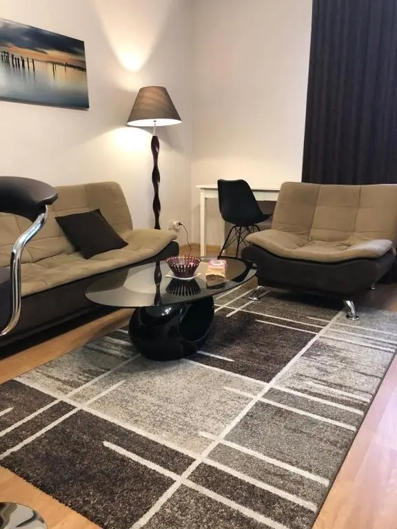 Тбилиси: Apartment in axis palace 1