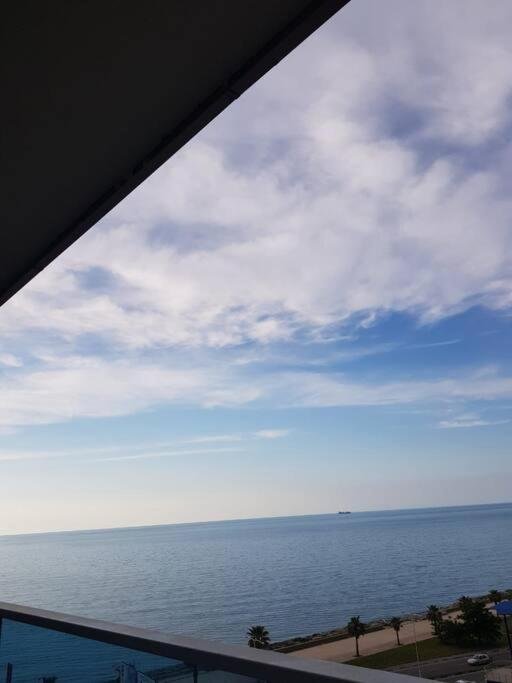 Батуми: Leo Group Apartment 10 198 Sunrise Batumi