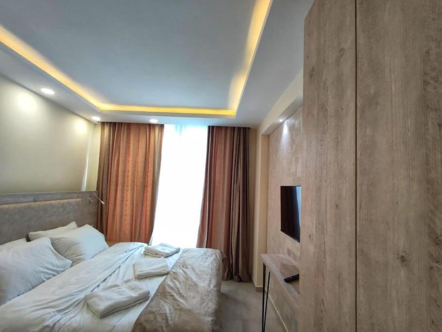 Батуми: Leo Group Apartment 14 301A Sunrise Batumi