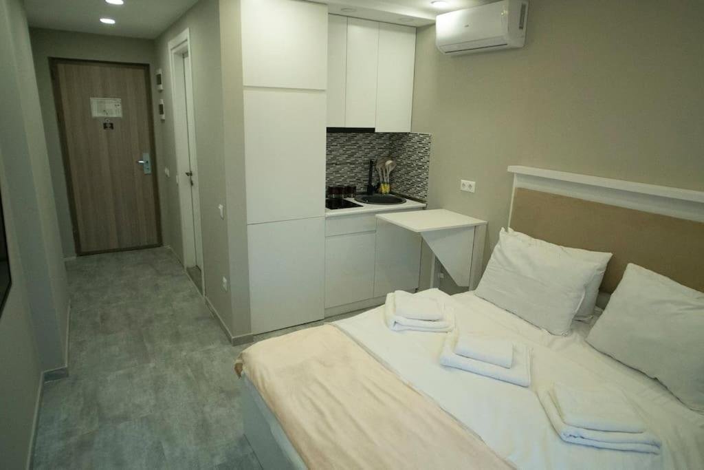 Батуми: Leo Group Apartment 14 307A Sunrise Batumi