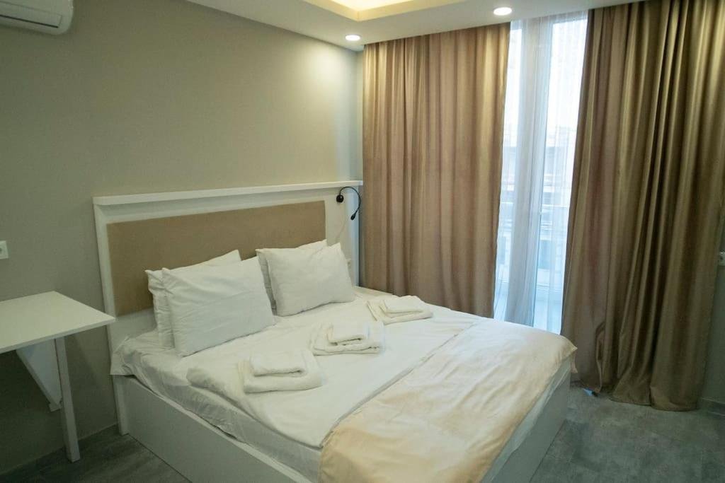 Батуми: Leo Group Apartment 14 307A Sunrise Batumi