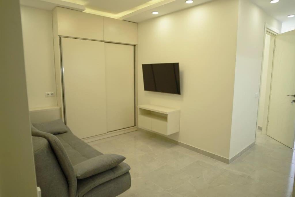Батуми: Leo Group Apartment 09 177 Sunrise Batumi