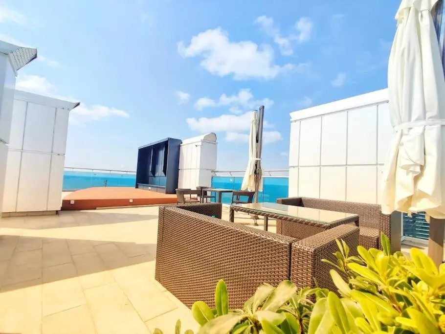 Батуми: Leo Group Luxury Apartment 13 269A Sunrise Batumi