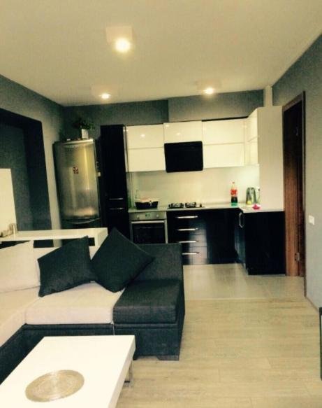Тбилиси: 14 Petre Kavtaradze Street, Dream Town