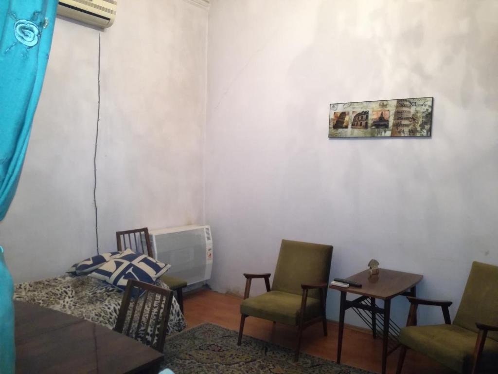 Батуми: 63, 26 May Street, Batumi, Georgia