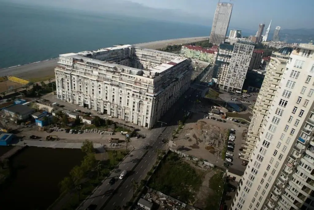 Батуми: Leo Group Luxury Apartment 24 11 Alliance Palace