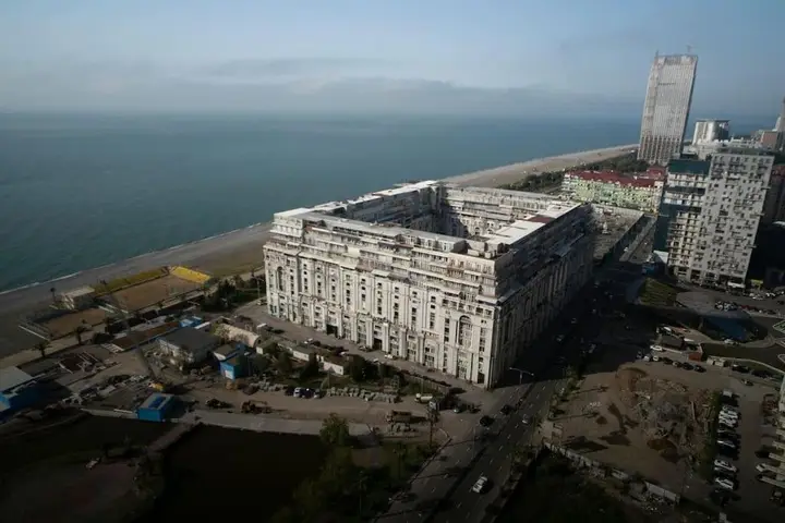 Батуми: Leo Group Luxury Apartment 24 11 Alliance Palace