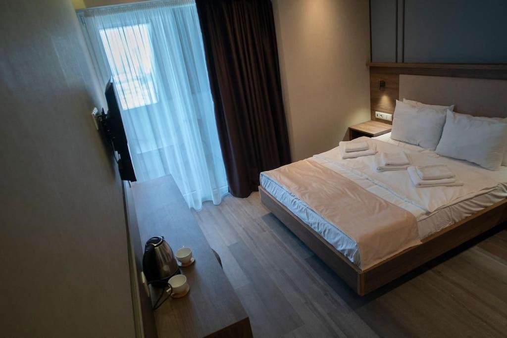 Батуми: Leo Group Luxury Apartment 24 11 Alliance Palace