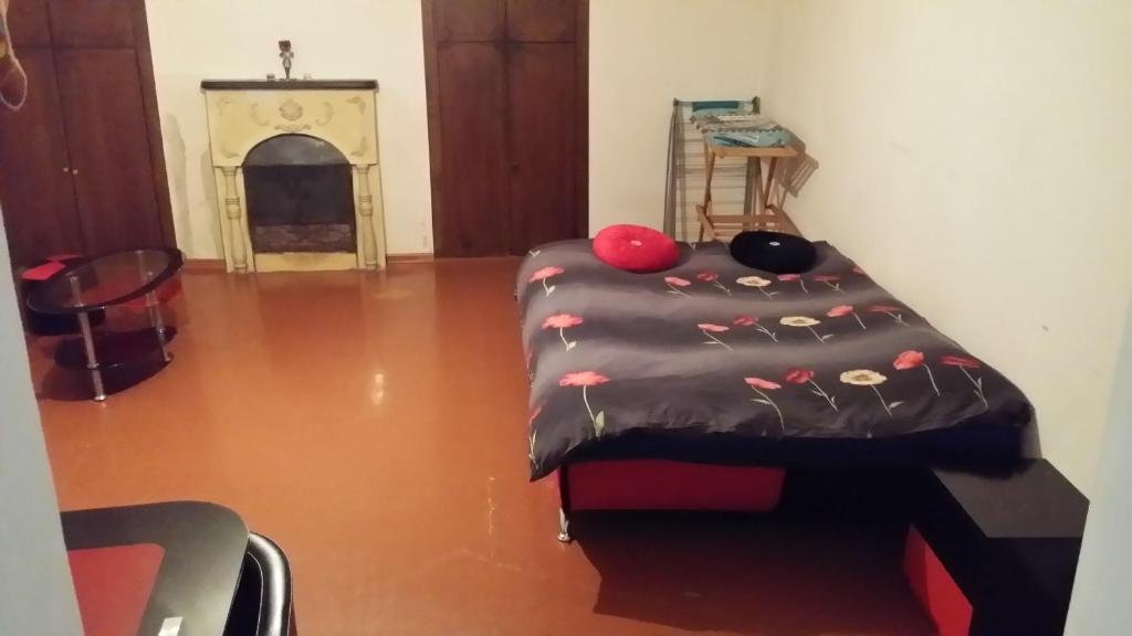 Тбилиси: 6 Ietim Gurji Street italianski dvor