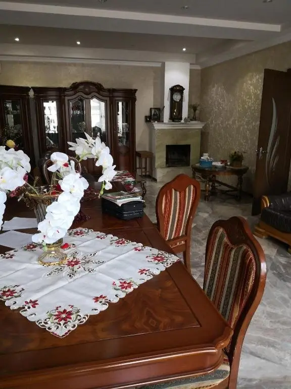 Тбилиси: 7 Ilia Chavchavadze Avenue