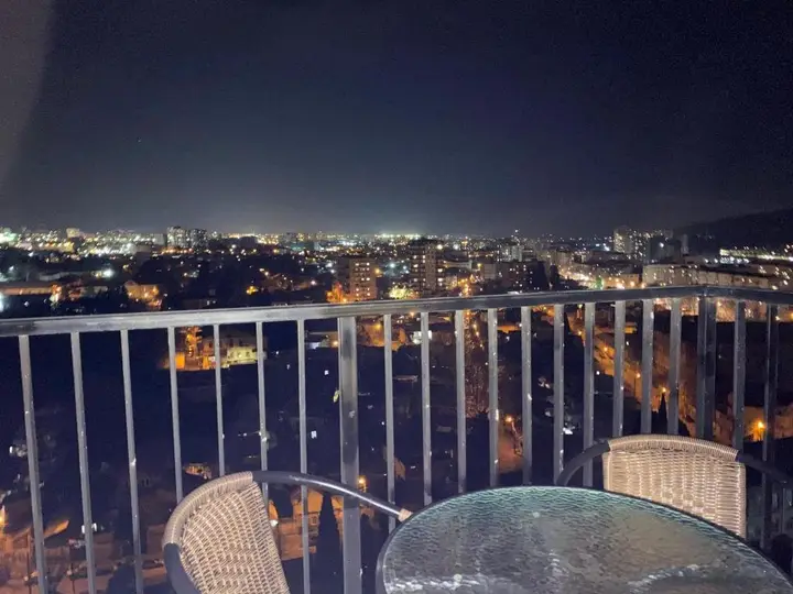 Тбилиси: Luxury 1 Bedroom Apartment In The Heart Of Tbilisi