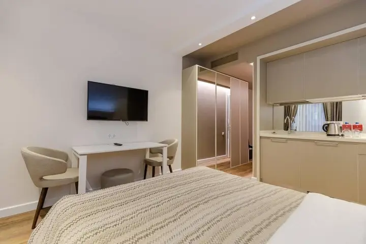 Батуми: Luxurious And Cozy Studio Apartment In The Heart Of Batumi