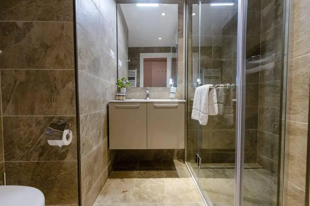 Батуми: Luxurious And Cozy Studio Apartment In The Heart Of Batumi