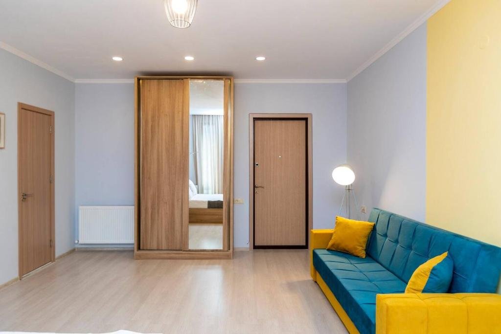 Тбилиси: Luminous Studio Apt W Balcony In Old Tbilisi