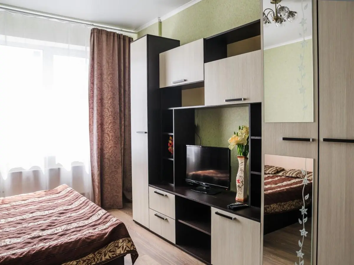 Воронеж: Apartment on Leninskiy 124б