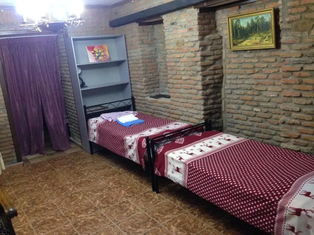 Тбилиси: 10 dzmebi Kakabadzeebi apartament