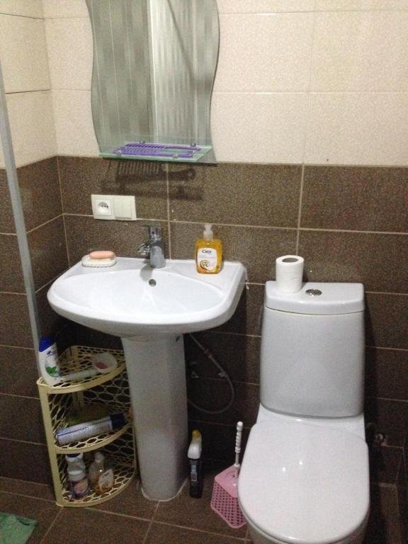 Тбилиси: 10 dzmebi Kakabadzeebi apartament
