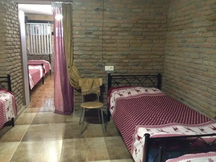 Тбилиси: 10 dzmebi Kakabadzeebi apartament