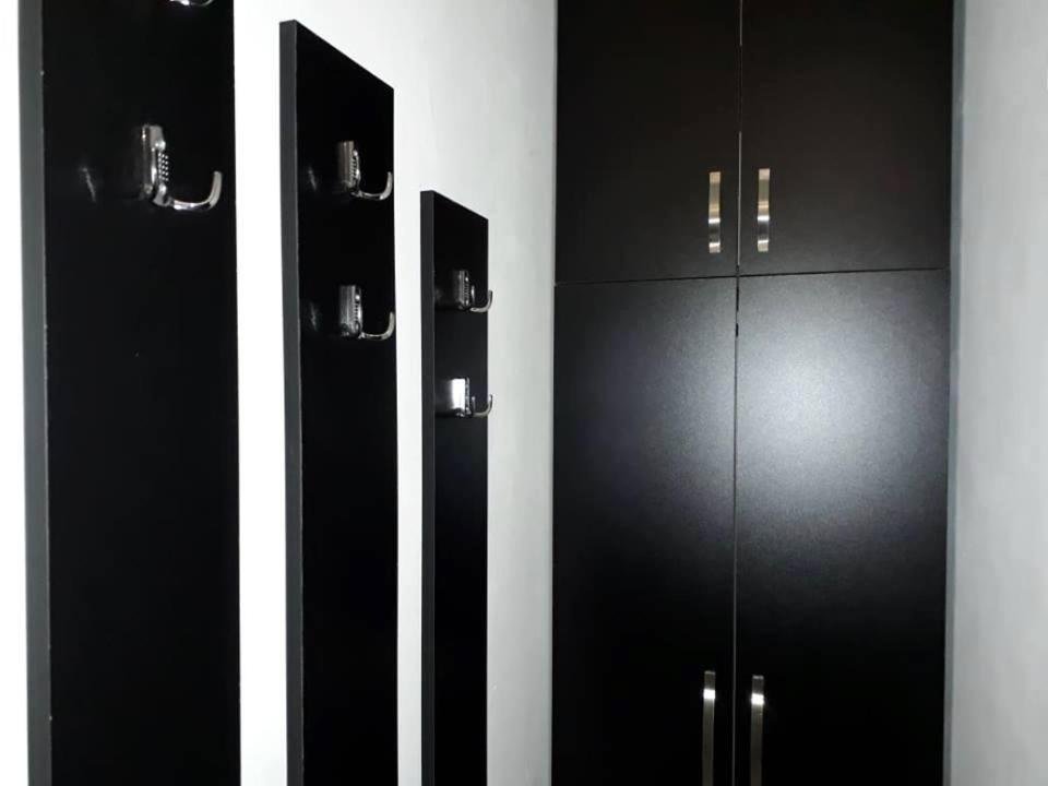 Тбилиси: 37 Vakhtang Bochorishvili Street,