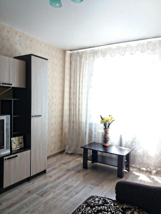Воронеж: Apartment on Leninskiy prospect 124b