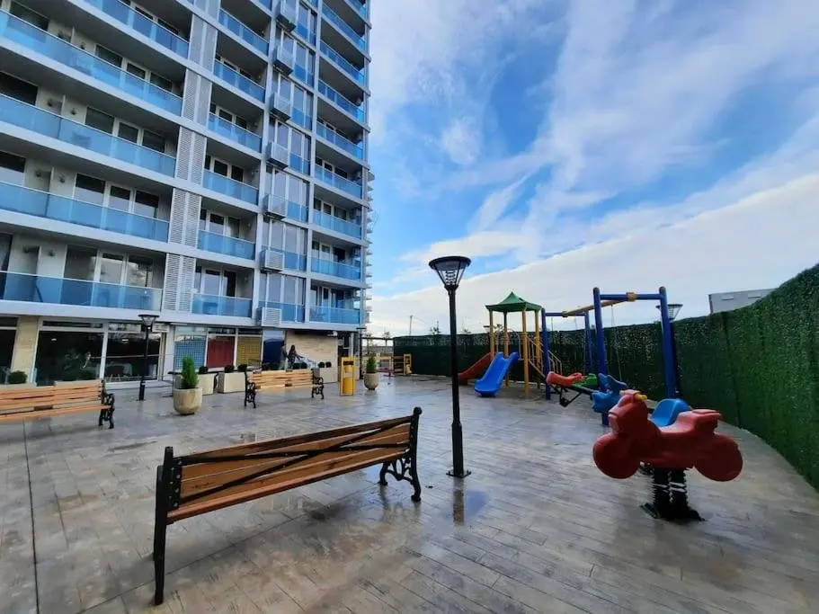 Батуми: Leo Group Apartment 14 302B Sunrise Batumi
