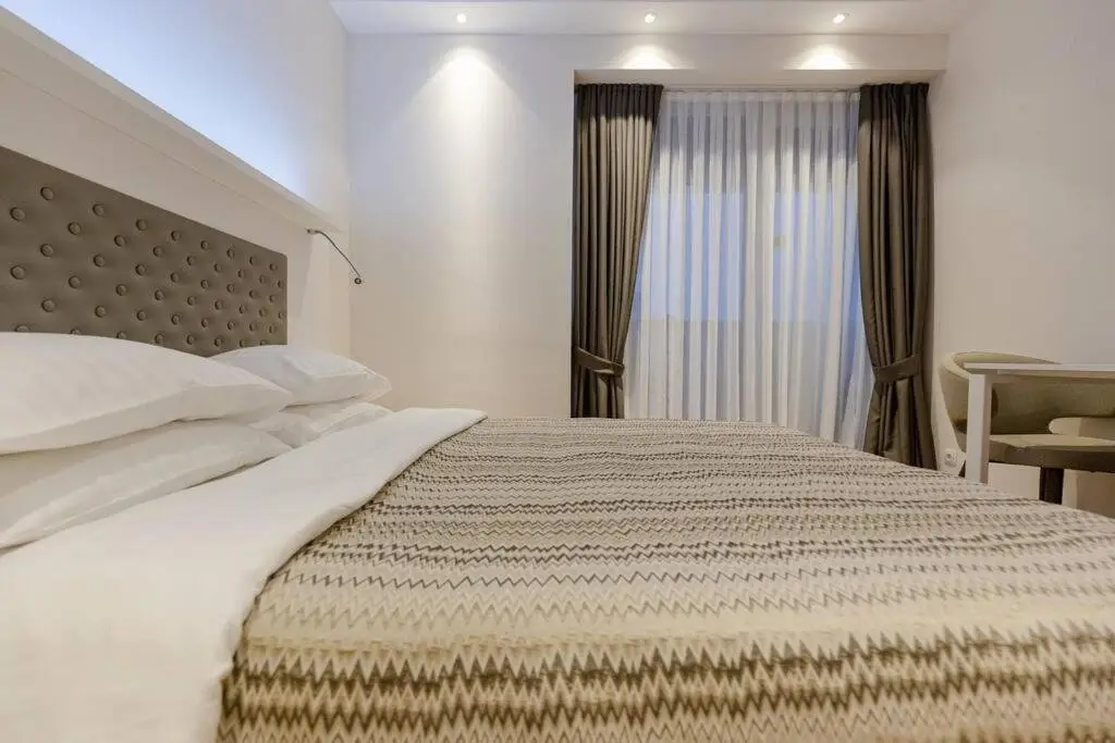 Батуми: Modern And Cozy Studio Apartment In The Heart Of Batumi