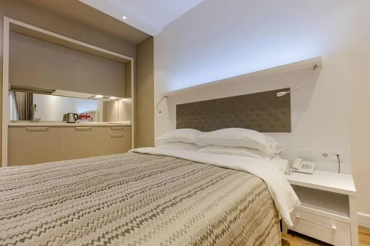 Батуми: Modern And Cozy Studio Apartment In The Heart Of Batumi