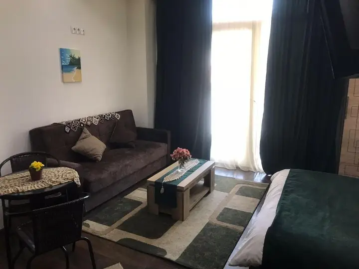Тбилиси: Luxury Studio With Internet, Netflix, Parking