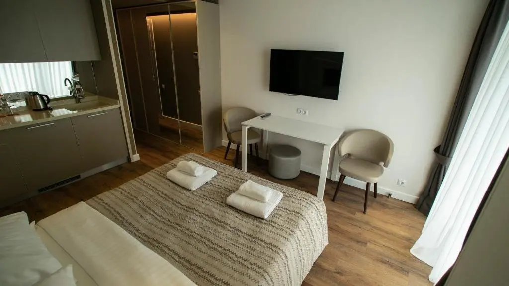 Батуми: Leo Group Luxury Apartment 18-28 Alliance Palace