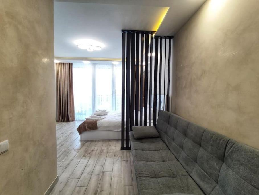 Батуми: Leo Group Apartment 13 271 Sunrise Batumi