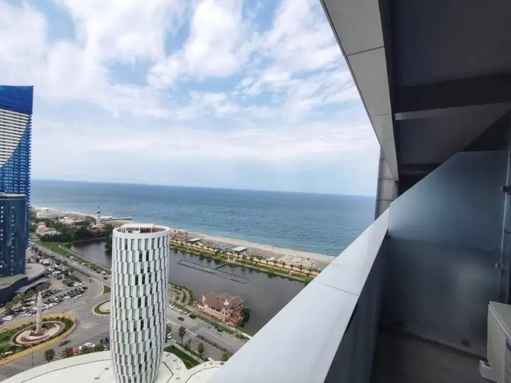 Батуми: Leo Group Luxury Apartment 24 32 Alliance Palace