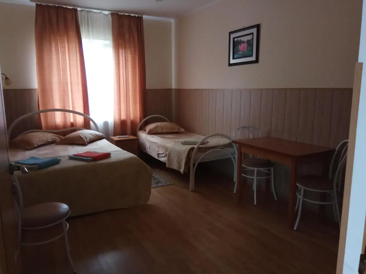 Голубицкая: Guest House Morskaya 51