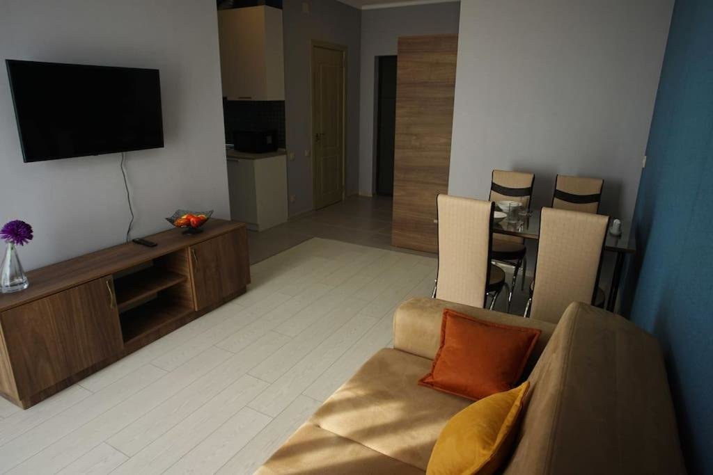 Батуми: Leo Group Apartment 22 03 Elegance Batumi