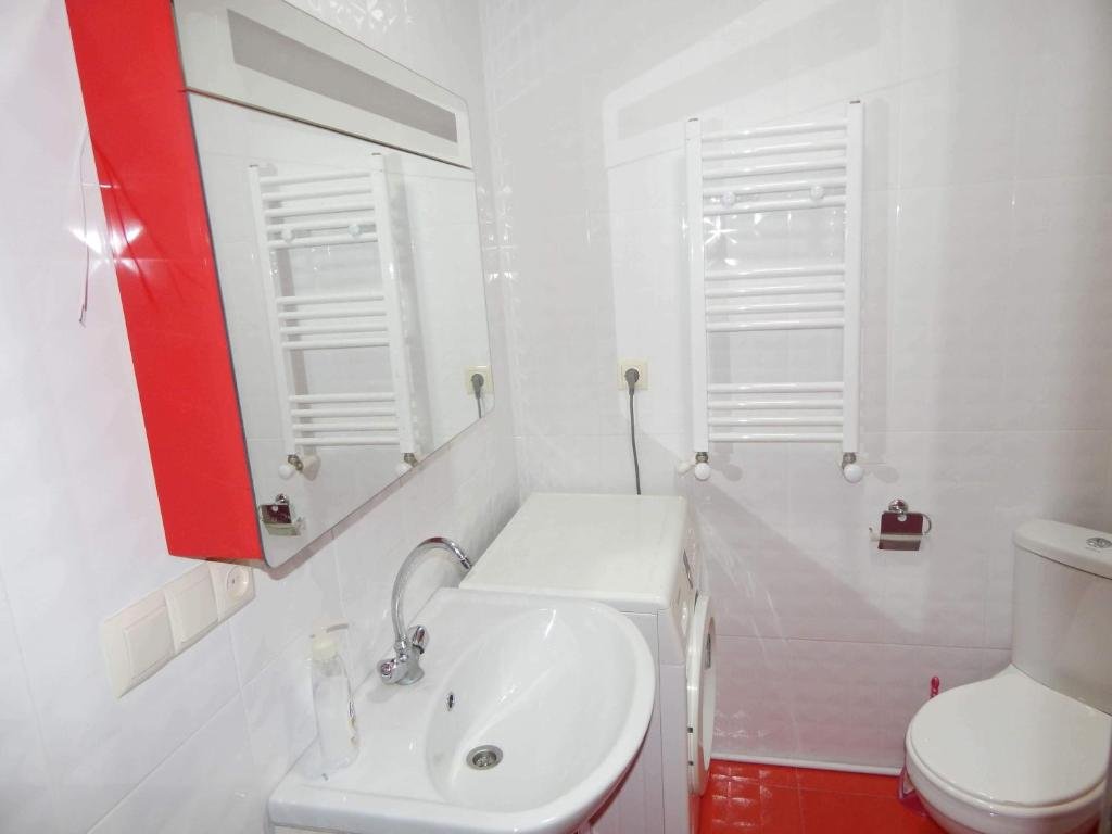 Батуми: 15 Angisa Street