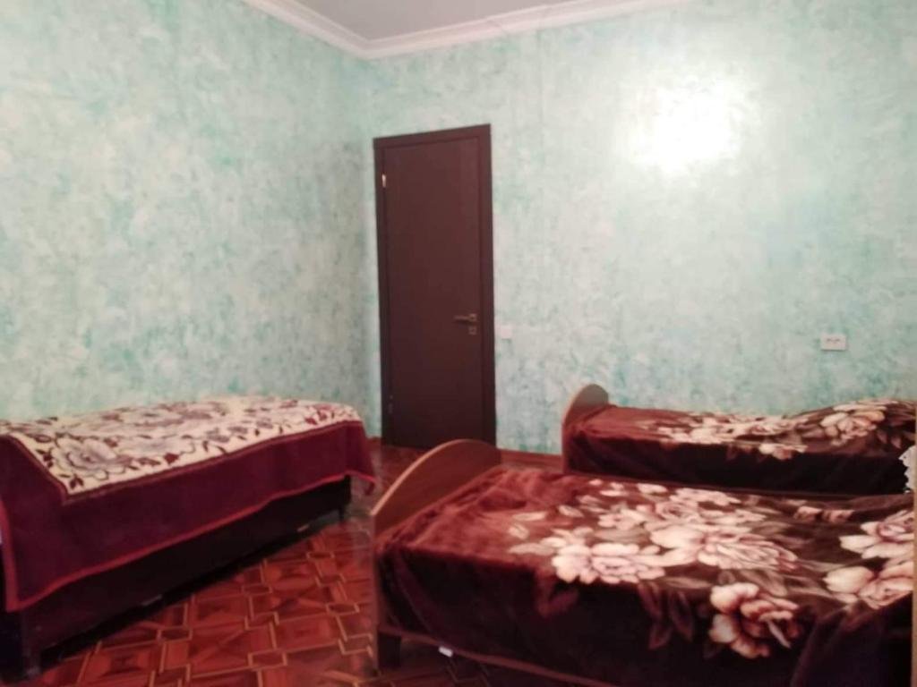 Батуми: 123a Luka Asatiani St Apartment