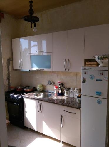 Батуми: Black Sea Holiday Home