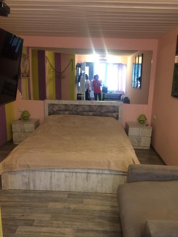 Тбилиси: 36 Shota Rustaveli Avenue Apartment