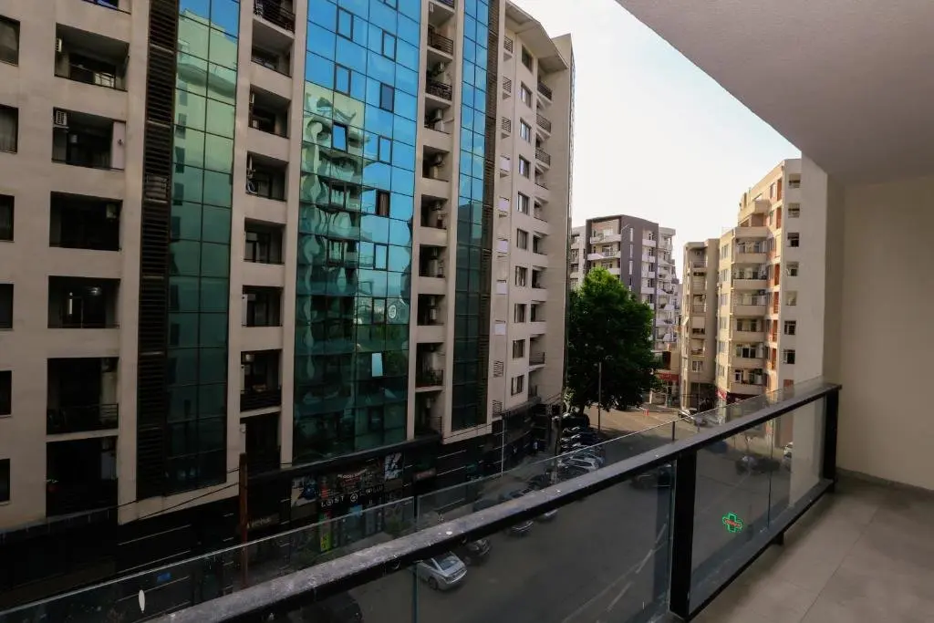 Тбилиси: 2BR Apartment near Turtle lake