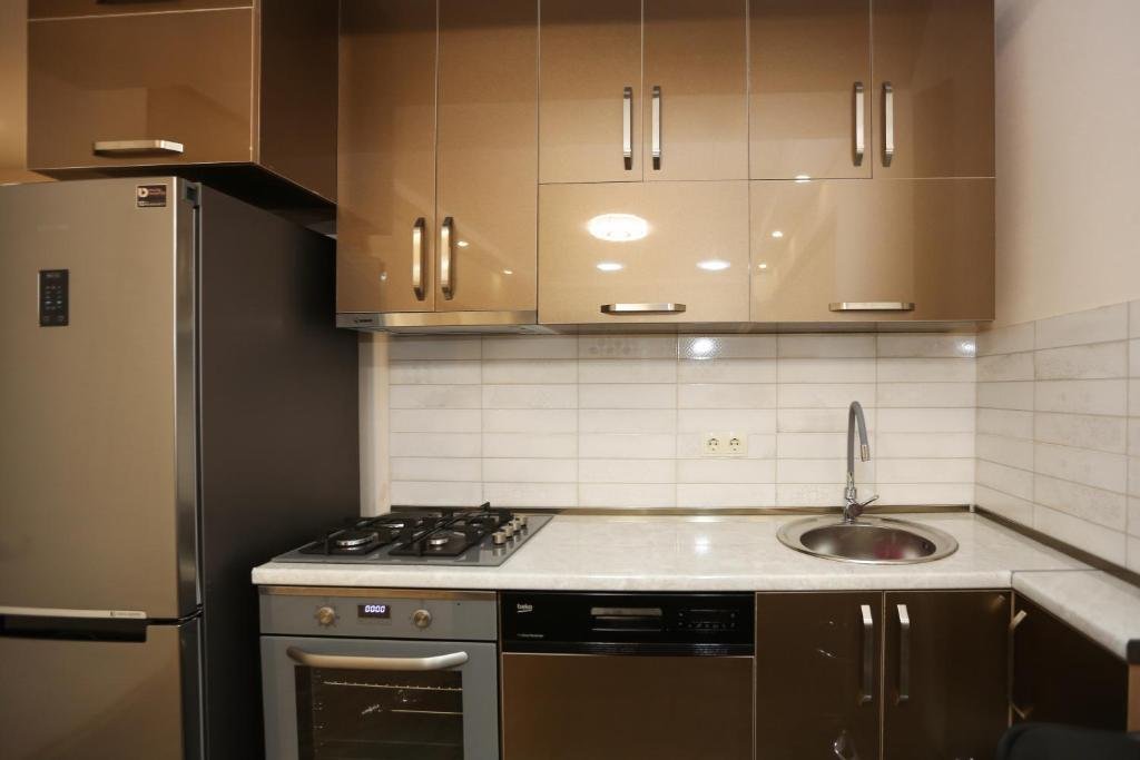 Тбилиси: 2BR Apartment near Turtle lake