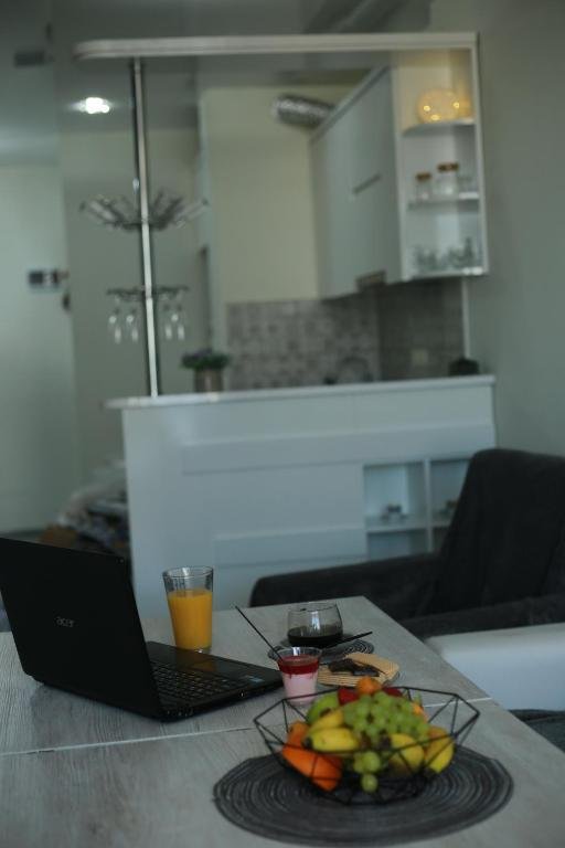 Батуми: Apartment in Batumi sea mountains 5-6 people