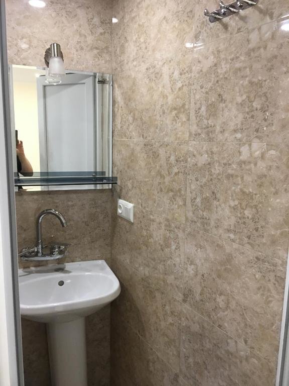 Тбилиси: 10 b shindisi street Tbilisi
