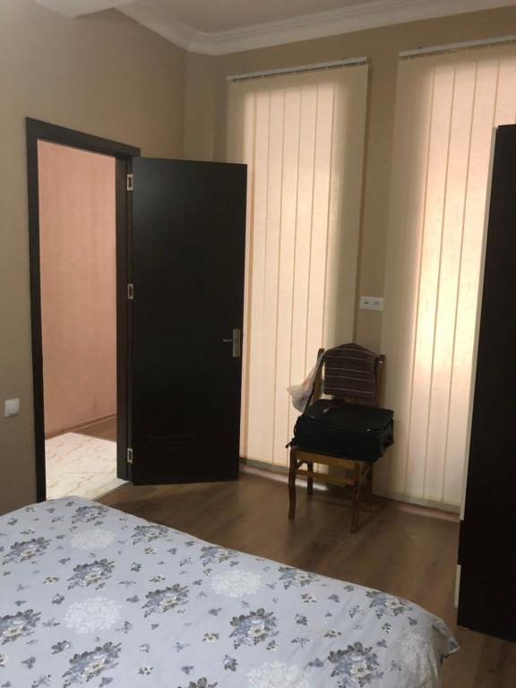 Батуми: Address: Zurab Gorgiladze N88