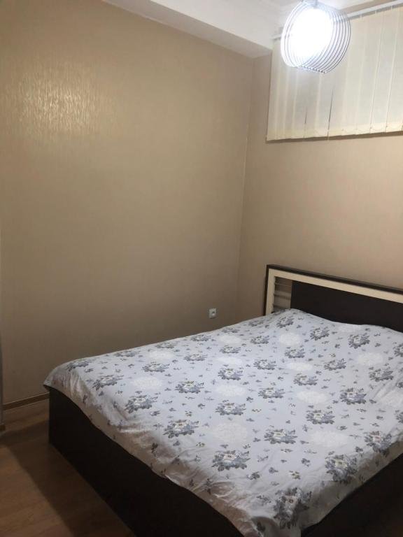Батуми: Address: Zurab Gorgiladze N88